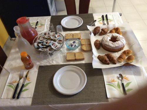 Orlando Vacanze Camere – Erice, CA