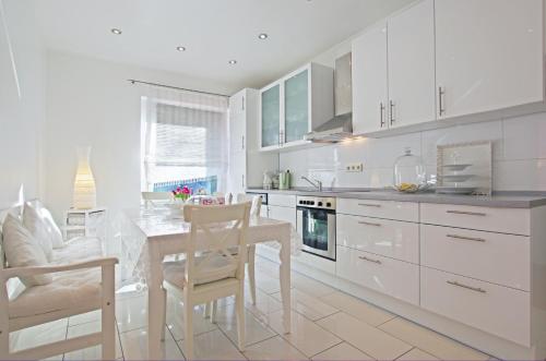 Private Room in City Sarstedt - Room Agency - image 3