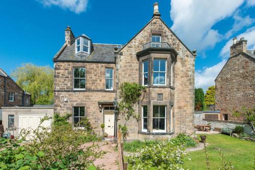 Eskbank Villa near Edinburgh