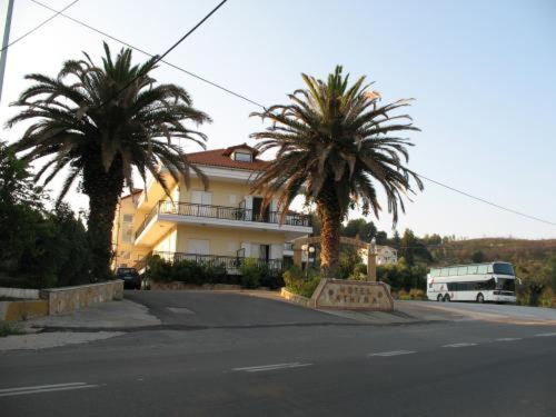 Athina Hotel  (Athina Hotel)