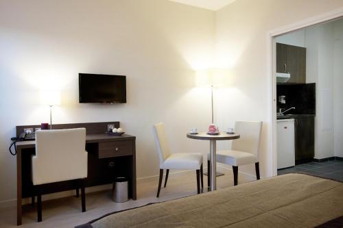 hotel photo