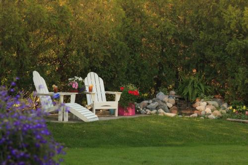 Inn at the Park Bed and Breakfast - image 12