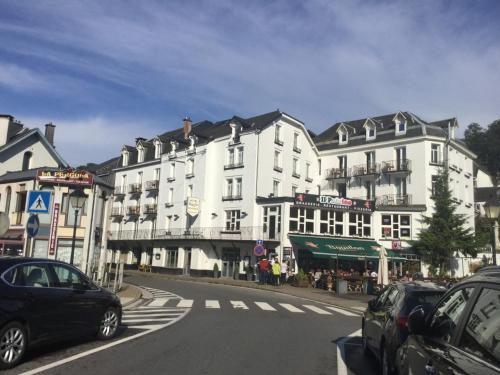 Hotel Bouillon hotel L'Épine