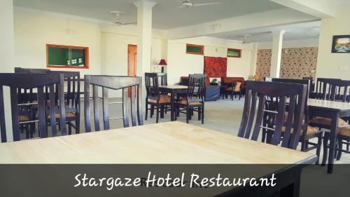 Restaurant, Stargaze Hotel & Apartment in Abbottabad