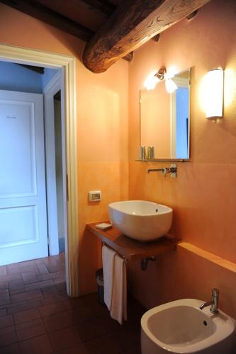 Relais Del Lago - image 9
