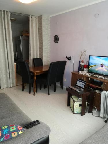 

Nice apartment in Bar