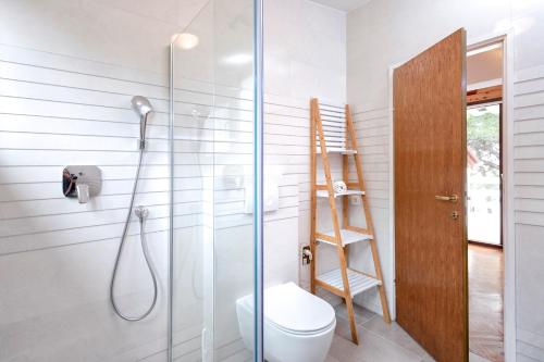 2 bedrooms, 3 beds