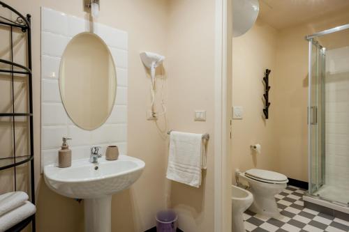 Old Genoa Rooms & Apartments - image 10