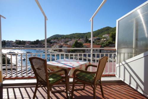  Studio Brna 9162b in Smokvica