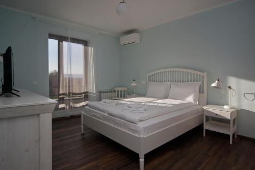 Esterra Vini Guest House - image 14