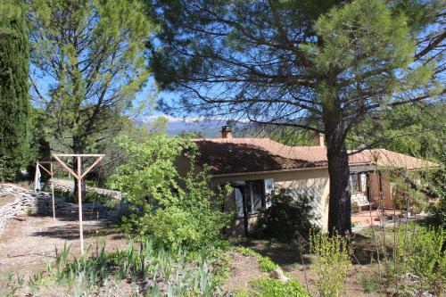 Maison Charrasse in Flassan