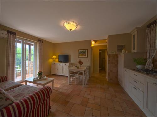 Villa Rosa - image 12