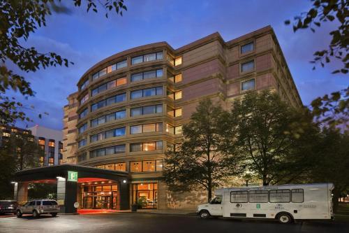 Embassy Suites by Hilton Chicago O'Hare Rosemont - Hotel