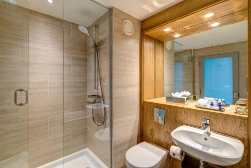 Triple room
