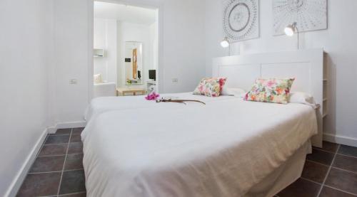 Apartamentos Adjovimar - image 9