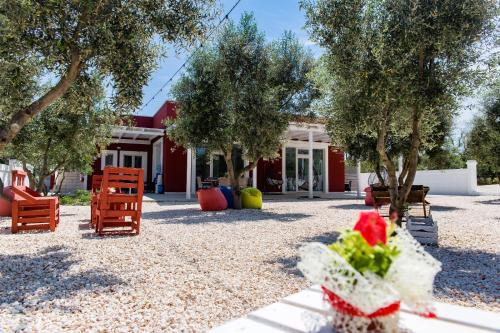 Tenuta Amostuni-Country House