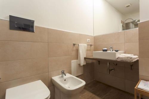 Due Passi Suite – Palermo, CA