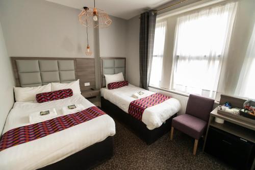 Euro Hotel - image 8