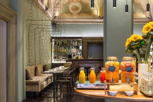 Grand Hotel Cavour - image 12