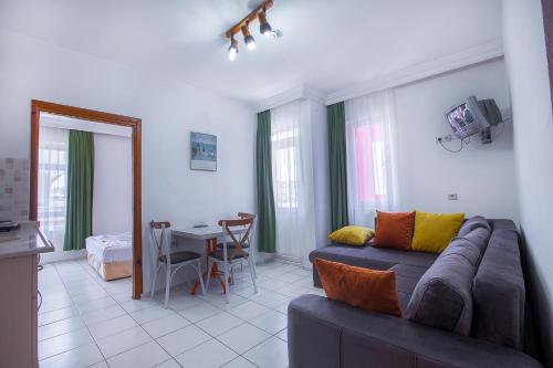 Bayram Apart Hotel - image 9