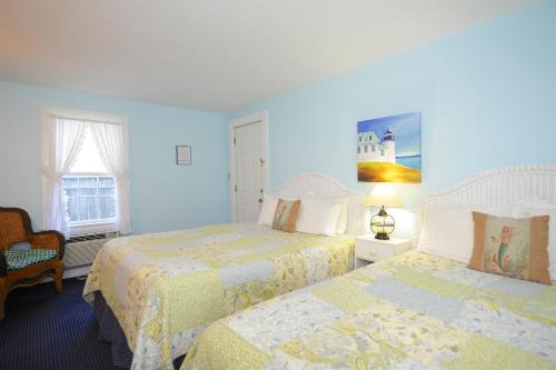 Pequot Hotel