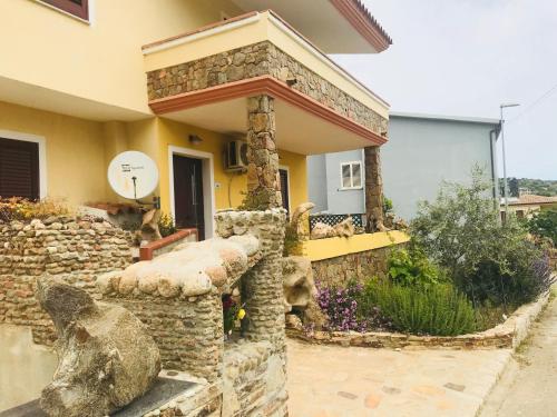Affittacamere L ' Oasi di Gino in Posada