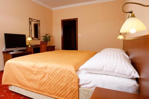 Hotel Majolika - image 10