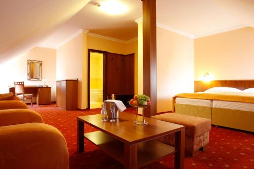 Hotel Majolika - image 8