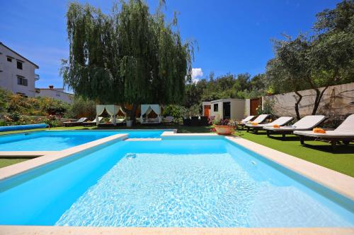 Apartments Mirakul - image 13