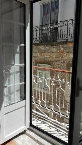 New incredible triplex in the very heart, Lisbonne (photo 11)