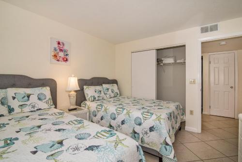 Shorewalk 2 Bedroom 2 Bathroom Near IMG And Bradenton Beach