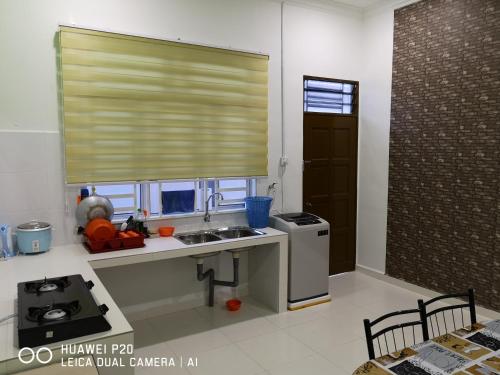 Zuriana Ashraf Homestay Kota Bharu – Kota Bharu, PA