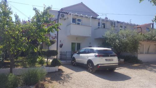  Martina Guest house, Pension in Poreč