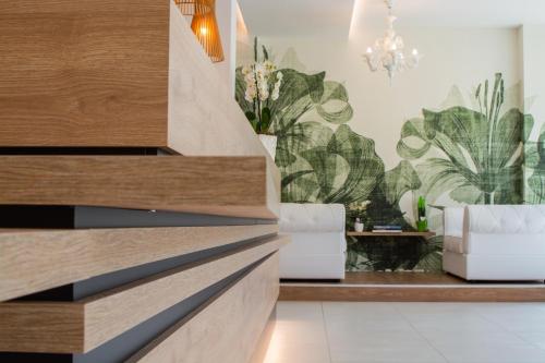 Hotel Elite - image 6