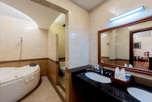 Suite image 6