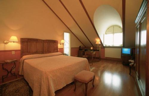 Hotel Roma E Rocca Cavour Turin In Italy - 