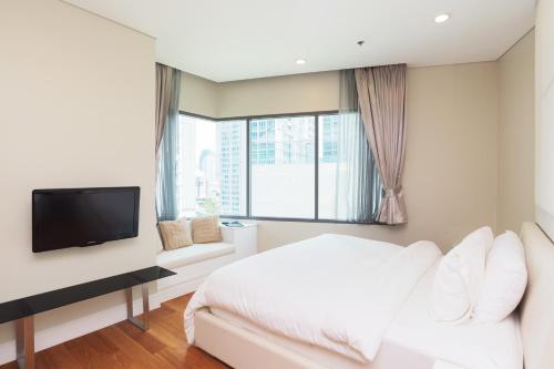 The Bright Sukhumvit By Favstay The Bright Sukhumvit By Favstay