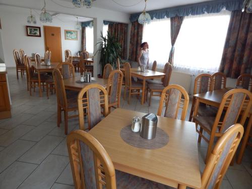 設施, 奧塔度假賓館 (Pension-Ferienwohnung Rotar) in 濱湖法克