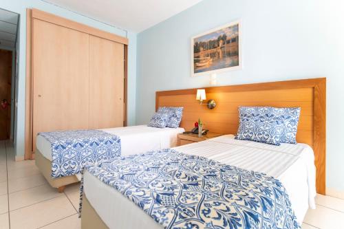 Twin Room with Mountain View
