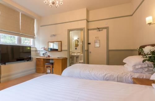 Twin room