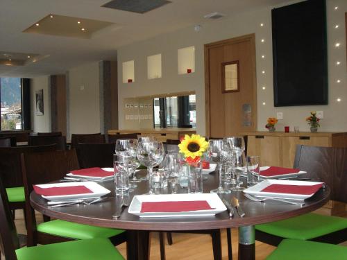 مطعم, فندق ليه لانشير (Hotel Les Lanchers) in ليه جاودينايس