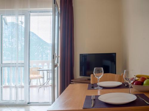 Apartments Radonic - image 4