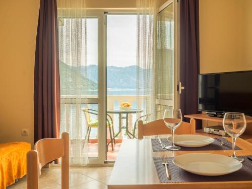 Apartments Radonic - image 10