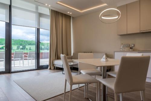 Kitchen, Zala Springs Health & Golf Resort in Zalacsany