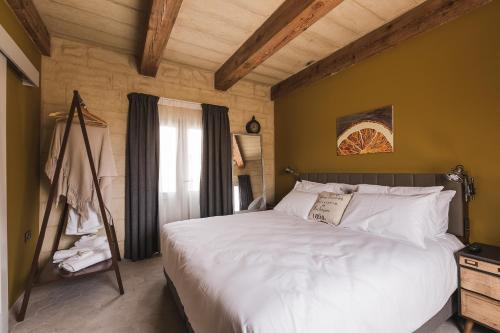 Talbot & Bons Bed & Breakfast - image 8