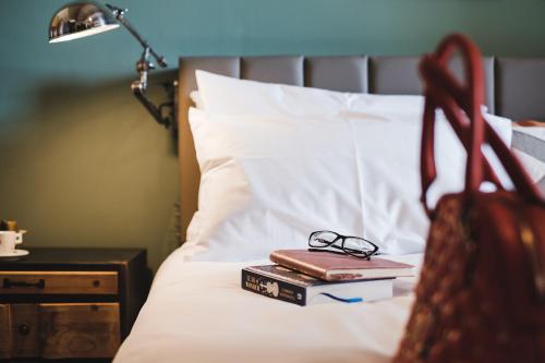 Talbot & Bons Bed & Breakfast - image 2