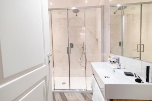Eccelso Hotel - image 14