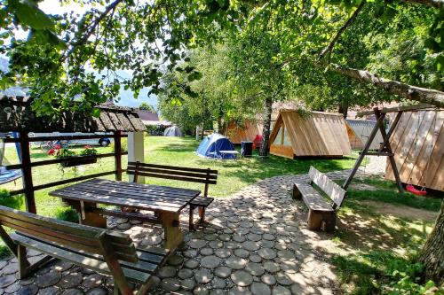 Cvet gora - Camping, Glamping and Accomodations