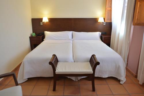 Jardines de La Santa Monasterio de Santa Eulalia is perfectly located for both business and leisure guests in Totana. The hotel has everything you need for a comfortable stay. Service-minded staff will welcome and guide y