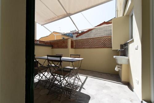 Lucia's home - image 7